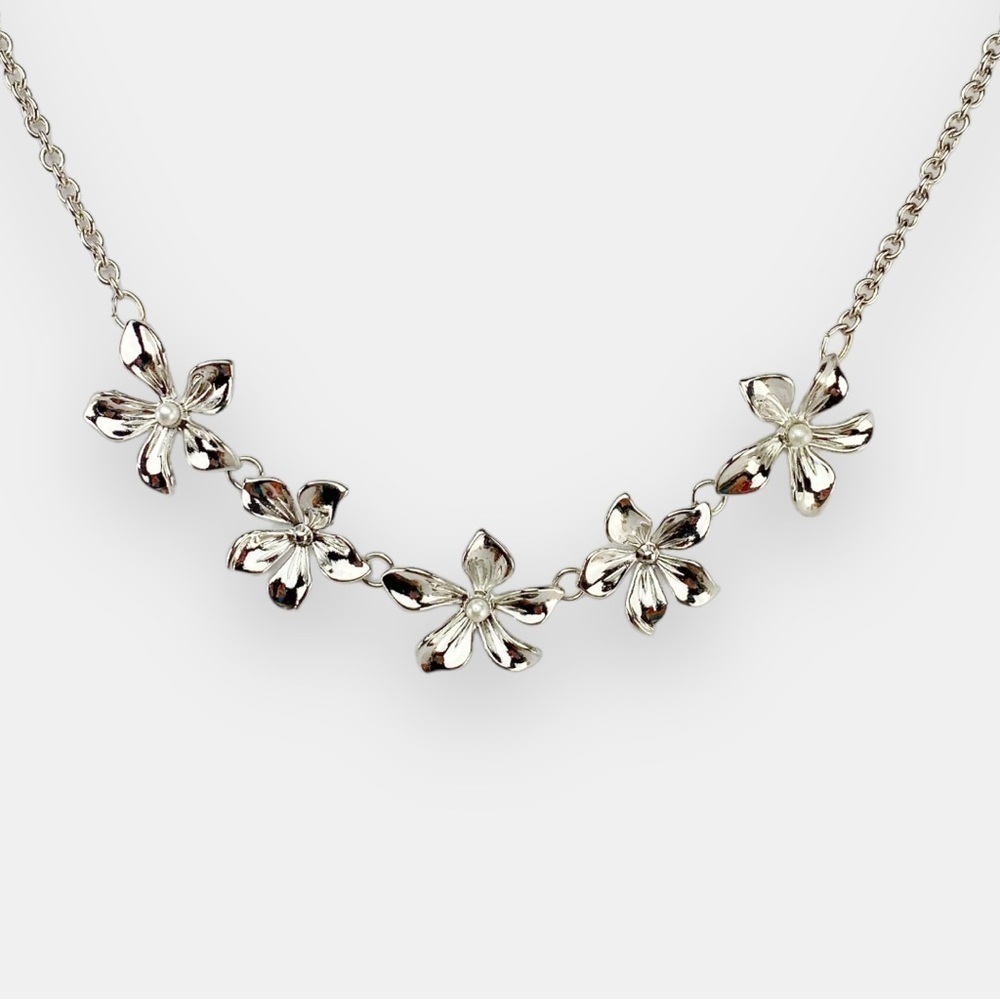 Vintage 14 inch Necklace​ - Picture 2 of 2